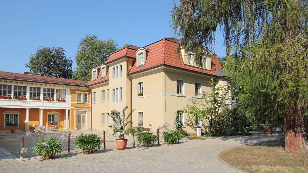 Rekonstruktion und Umbau der Villa Maillebahn in Dresden-Hosterwitz